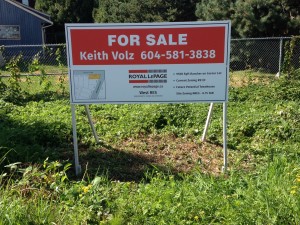 Coloured Horizontal Royal LePAGE For Sale Sign Street View